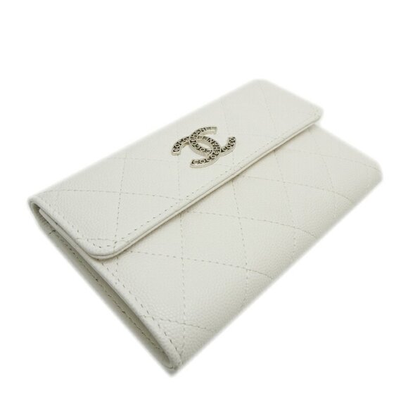CHANEL White Caviar Leather Wallet - Picture 3 of 10